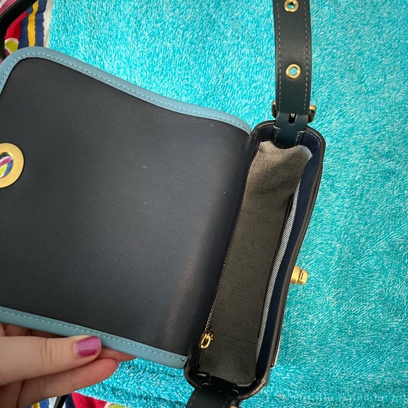 Coach Rambler Crossbody 16 - Picture 10 of 11